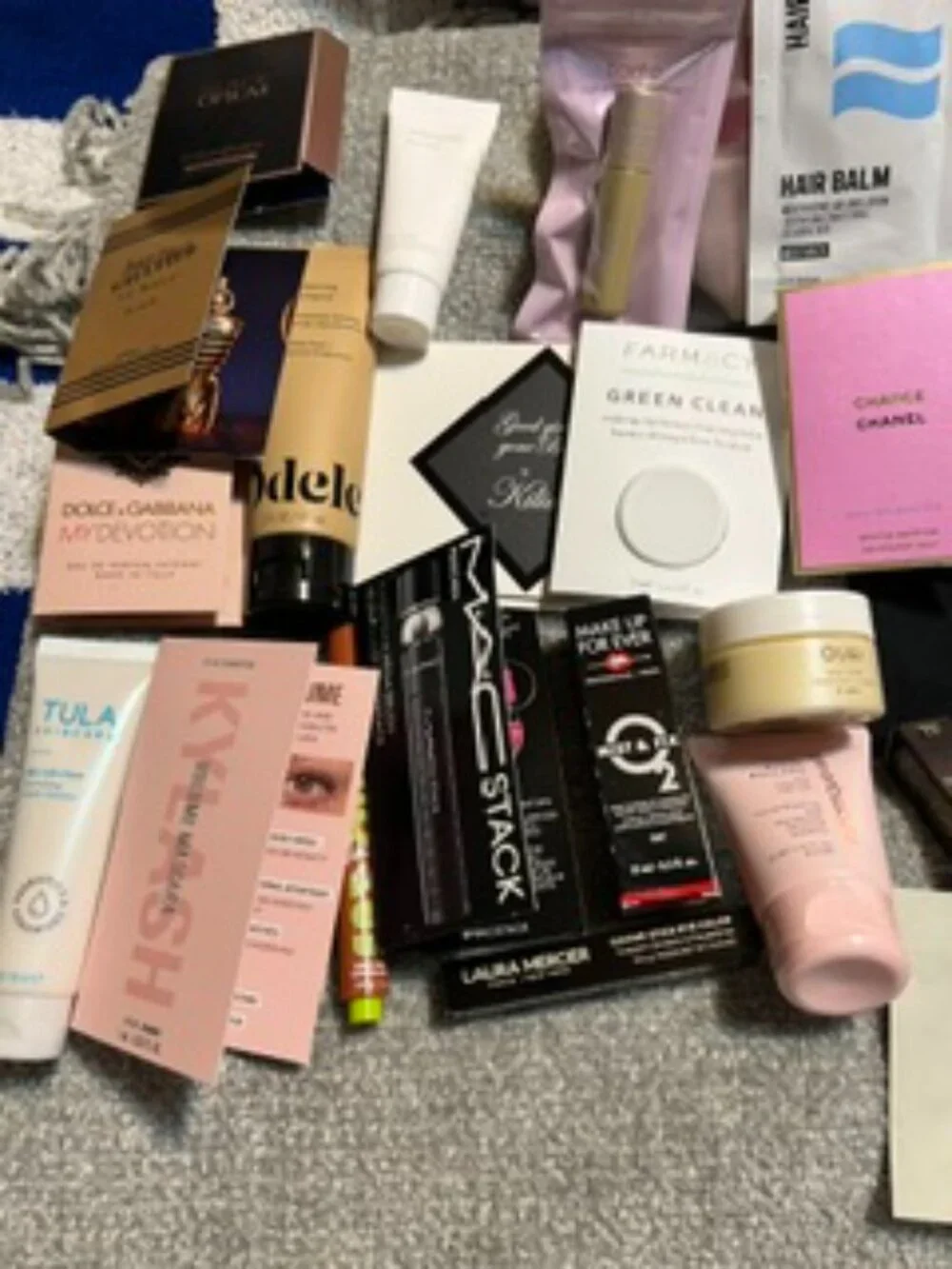 NWT 40 Item Luxury Beauty Sample & Deluxe Fragrance, Makeup, Hair, Beauty Bundle